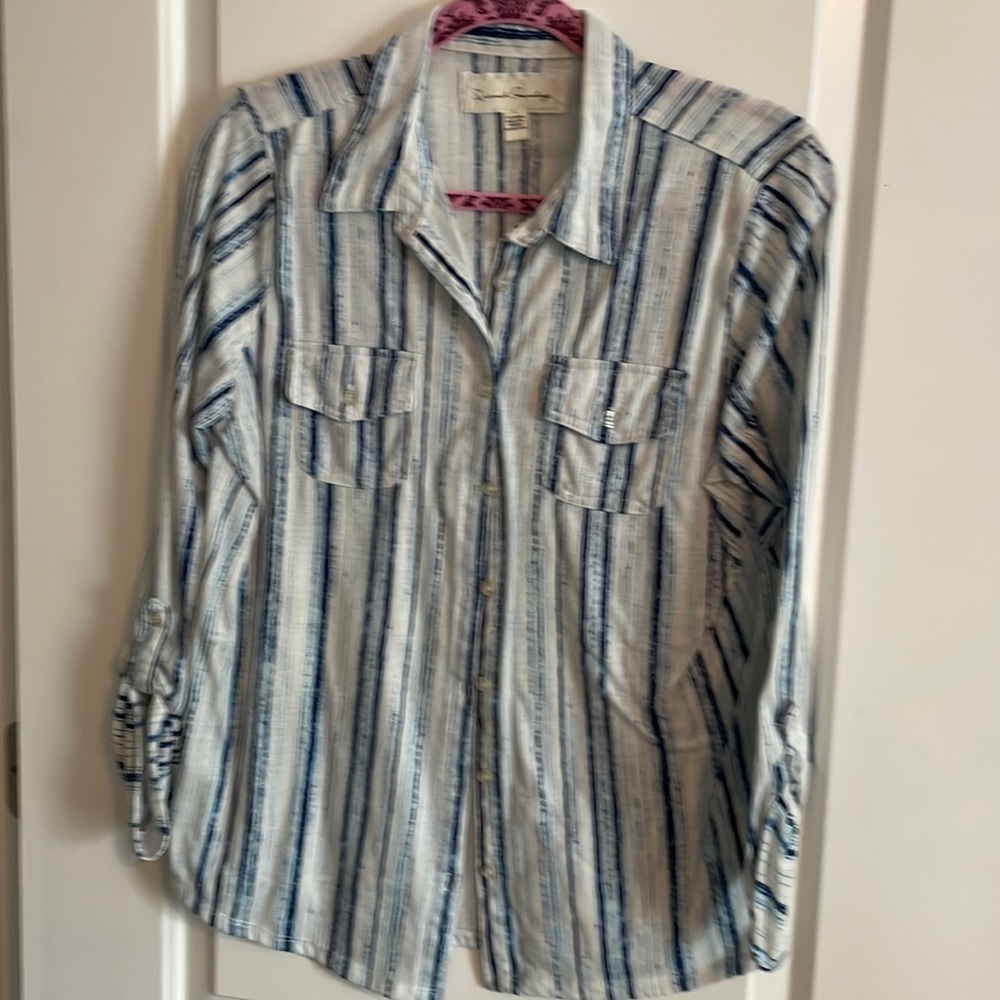Women’s blouse
